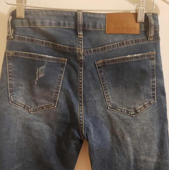 Urban Heritage UH Denim Dark Faded Distressed Ripped Jeans Woman Size 28 NWOT - Picture 6 of 15